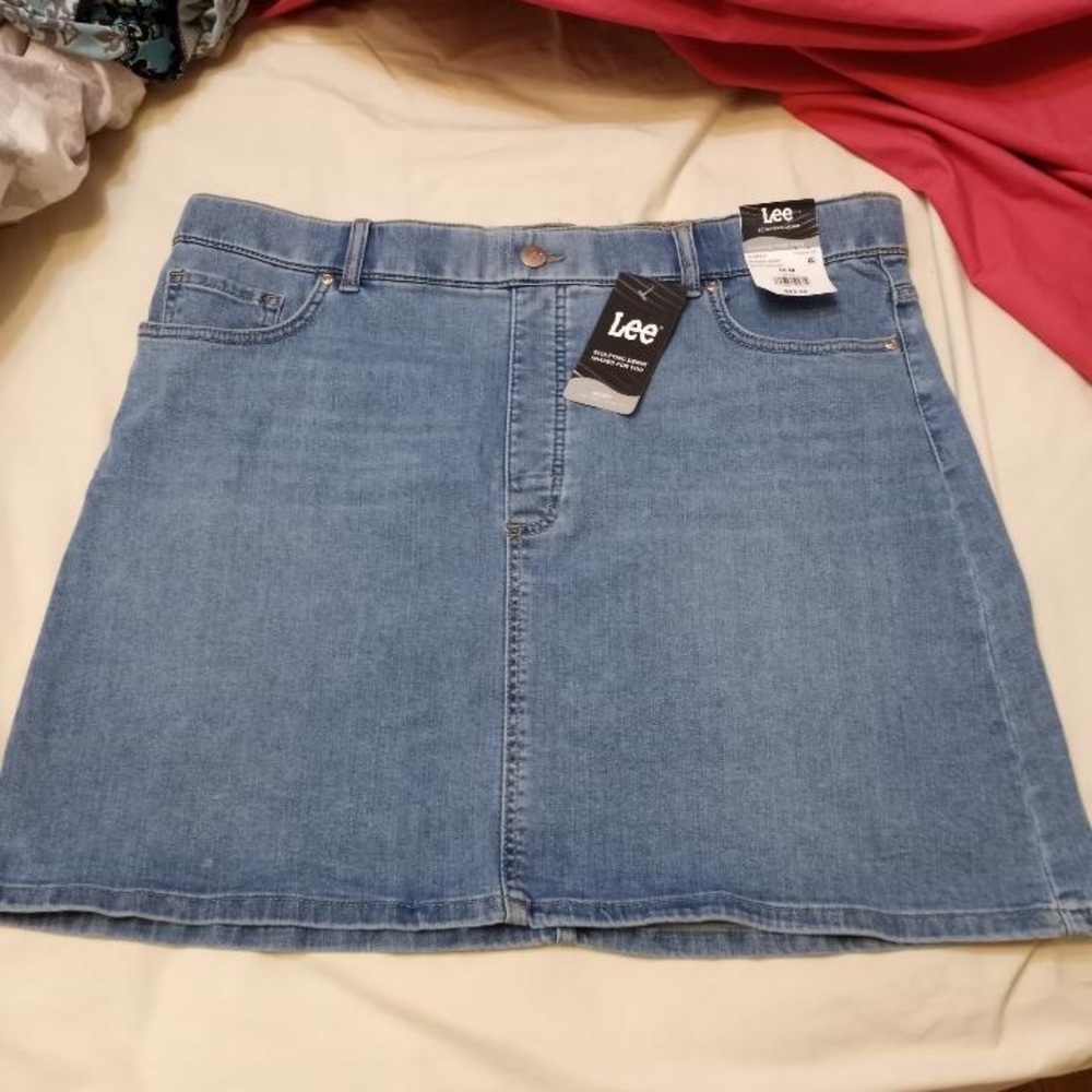 Lee Women’s Jean Skirt